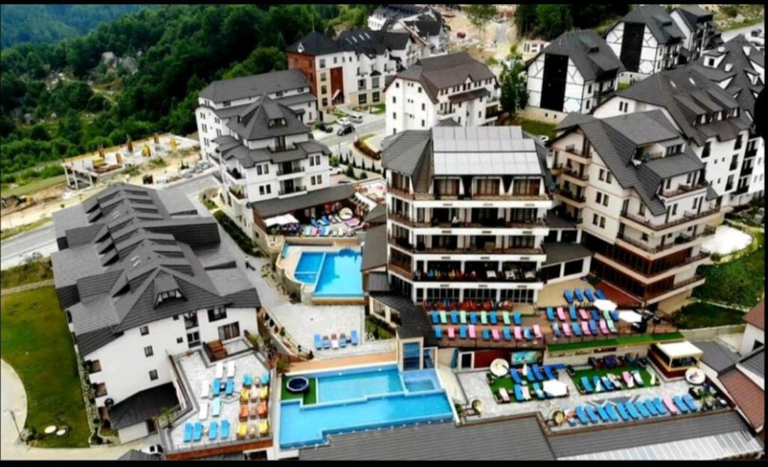 Panorama Apartments In Milmari Resort 科帕奥尼克 外观 照片
