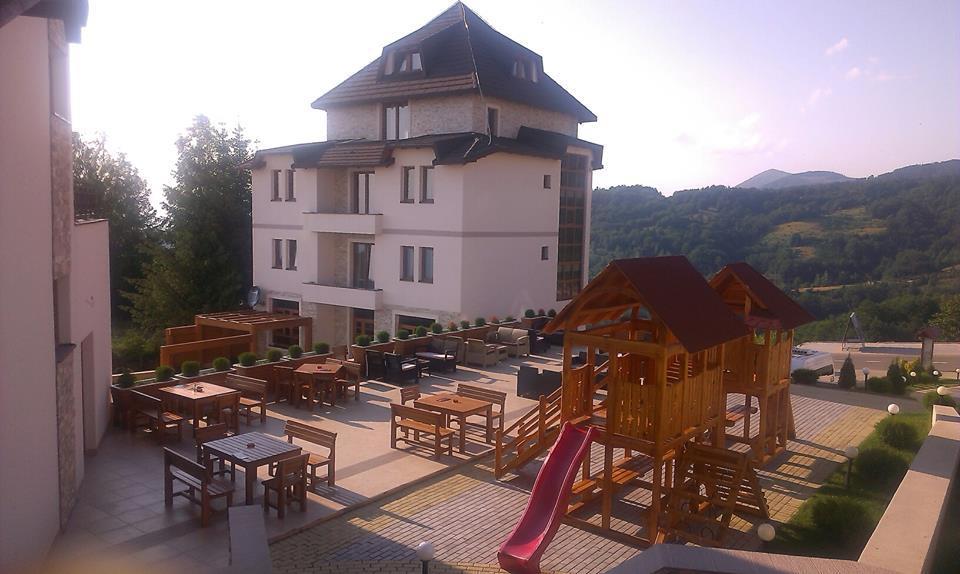 Panorama Apartments In Milmari Resort 科帕奥尼克 外观 照片